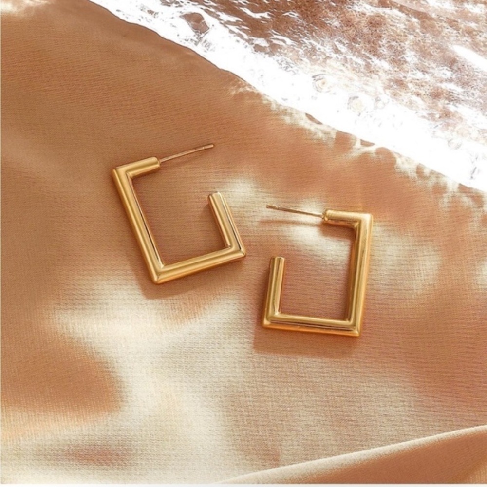 18k Gold Plated Geometric Square Hoop Earrings | Modern Minimalist